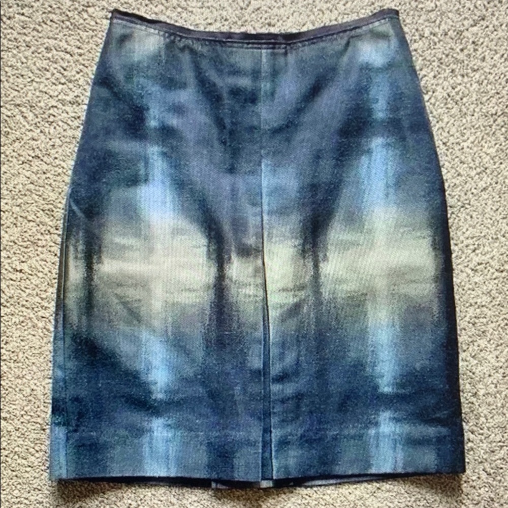 Elegant Blue Gradient Skirt